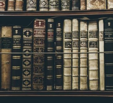 5 Reasons Gen Z Loves Dark Academia’s Thoughtful Aesthetic