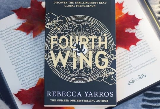 Top 10 Romantasy Novels to Escape Into Magical Worlds